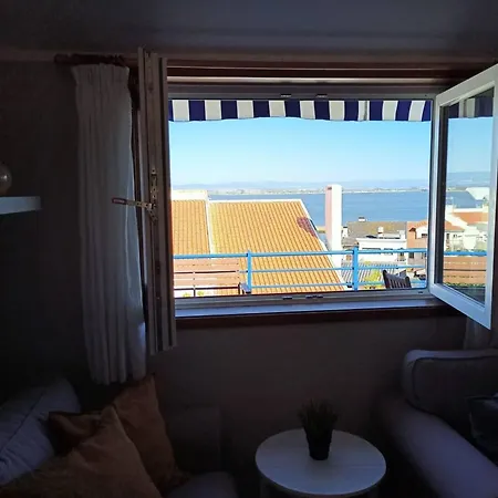 아파트 Modern In 80 M² Free Wifi *