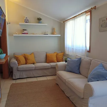 Modern In 80 M² Free Wifi 아파트